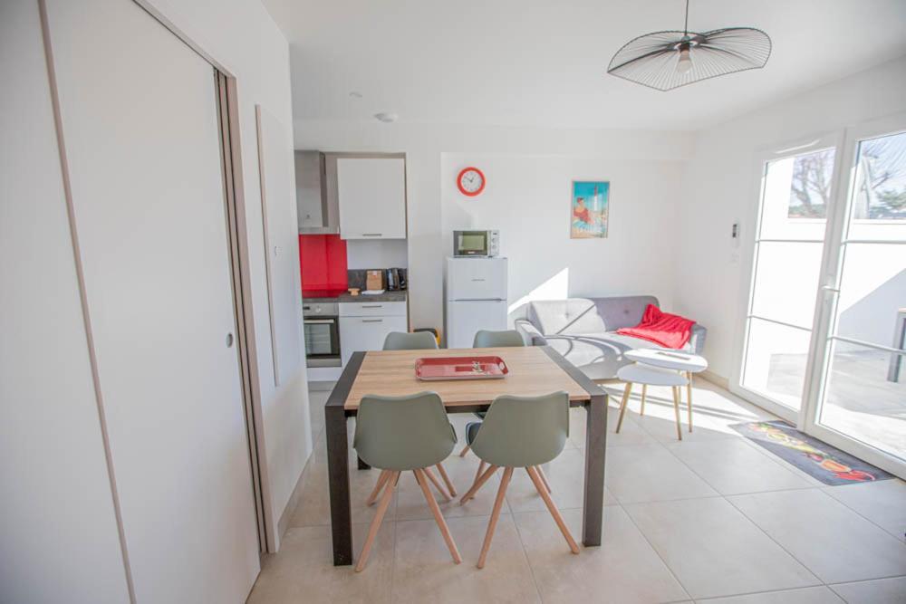 La Fregate Maison Avec Piscine/Parking/Wifi/Plages 5Kms لو ماثيز المظهر الخارجي الصورة